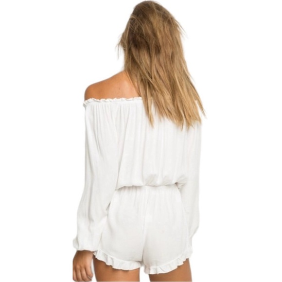 Brandy Melville Gabriella Romper - Picture 3 of 5